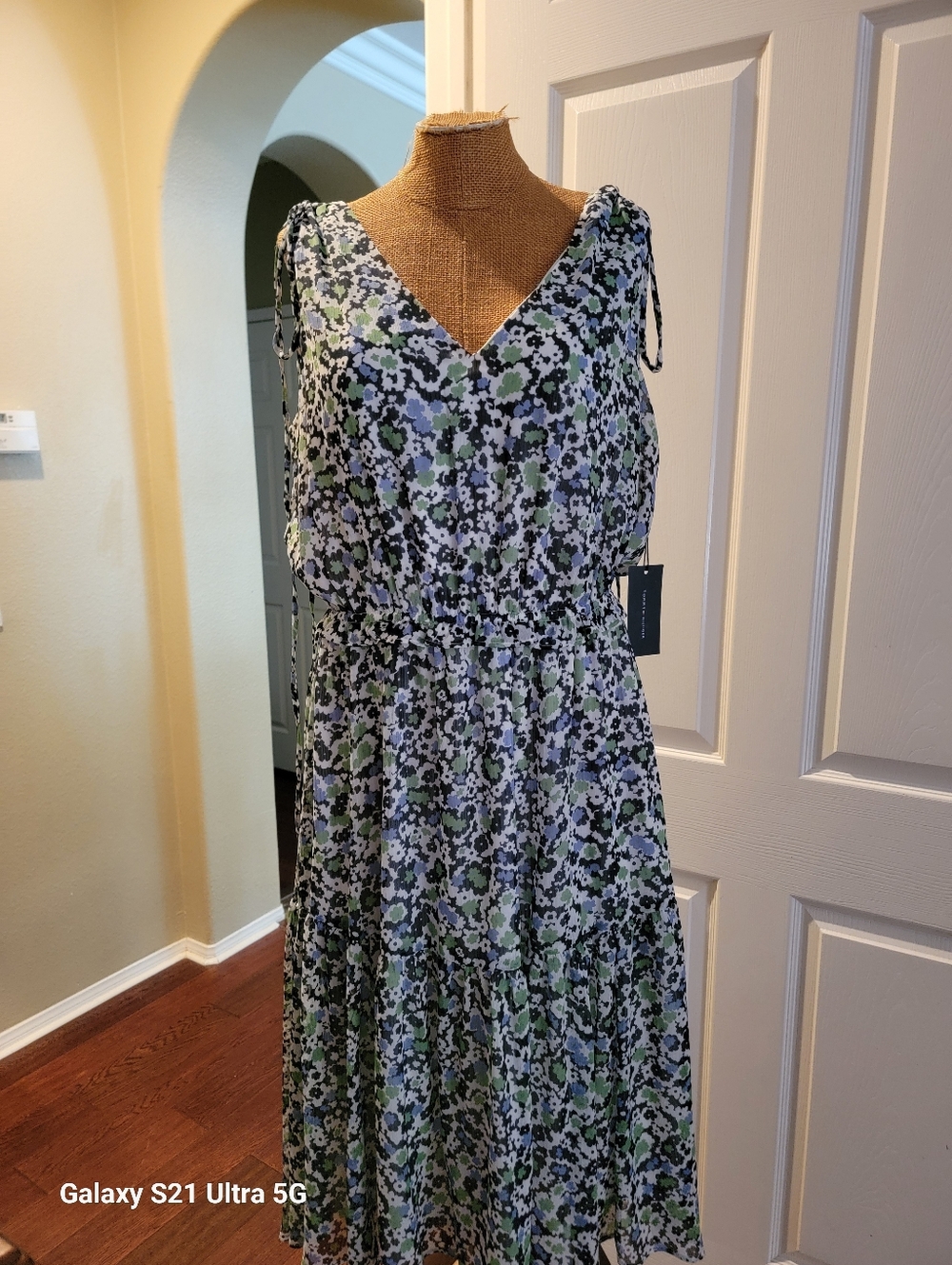 Tommy Hilfiger Floral Ruffle Dress in Black, White, Blue & Green. Fully Lined.